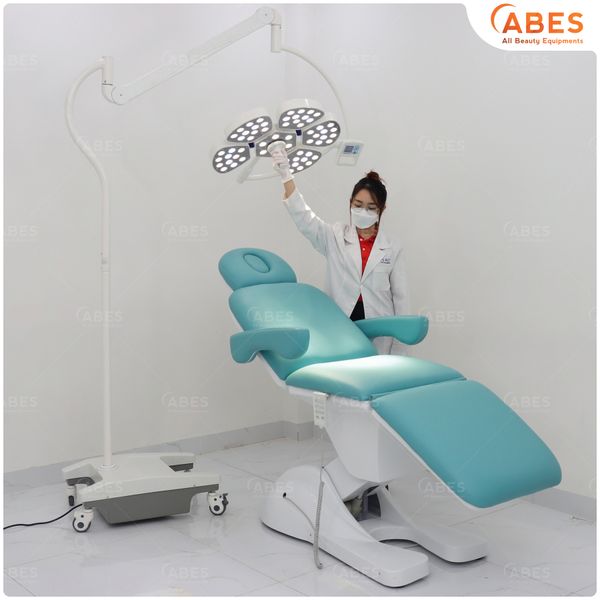 Giường tiểu phẫu chỉnh điện Hi-MEC HMBB-8040-XYT