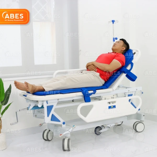 Băng ca cố định, dùng để di chuyển trong bệnh viện