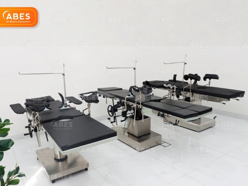 Bàn mổ cần đáp ứng các tiêu chuẩn kỹ thuật nghiêm ngặt để đảm bảo an toàn trong quá trình phẫu thuật