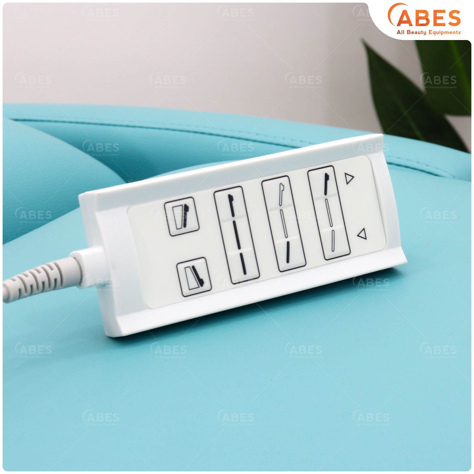 Giường tiểu phẫu chỉnh điện Hi-MEC HMBB-8040 (Xanh y tế)